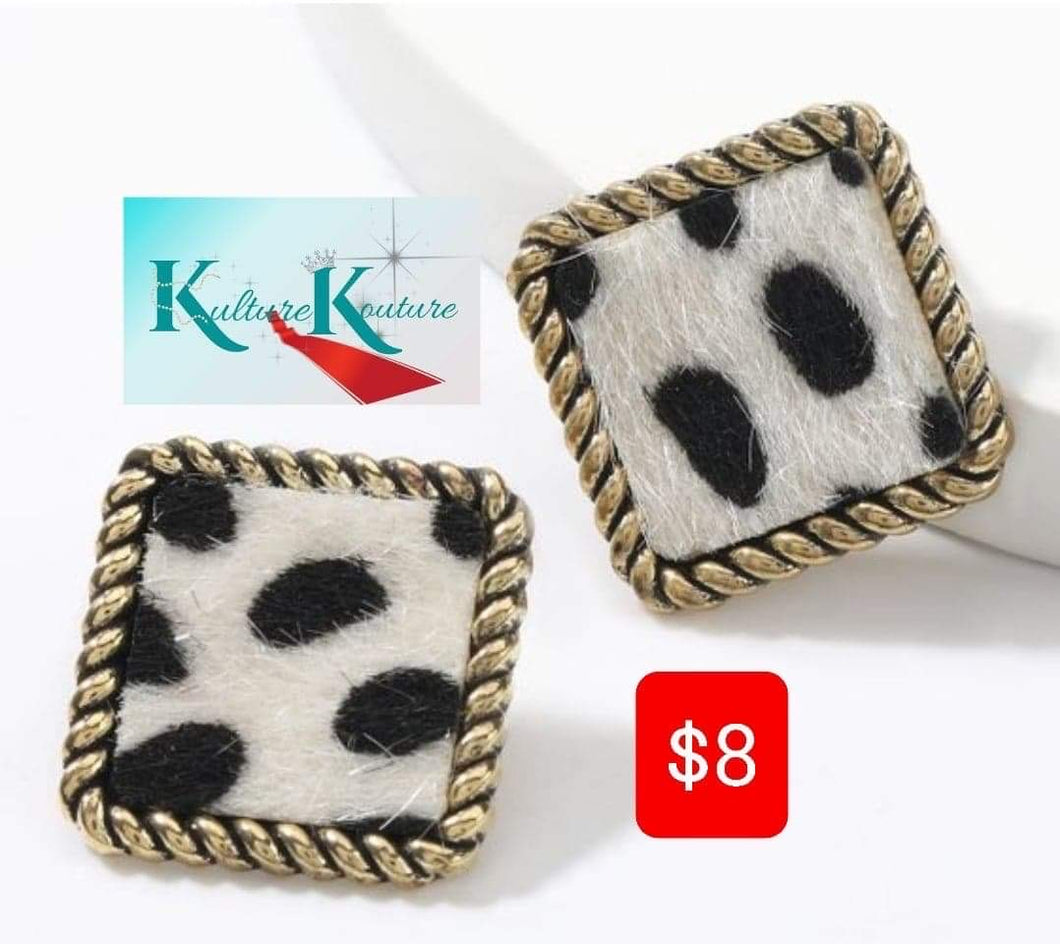 Animal Print Square Earrings 2 Colors Available