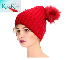 Cargar imagen en el visor de la galería, RED SNOW BUNNY HAT
