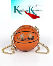 將圖片載入圖庫檢視器 MINI Chain Basketball Clutch
